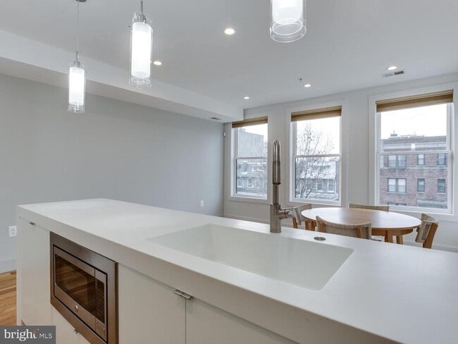 Foto del edificio - 254 15th St SE