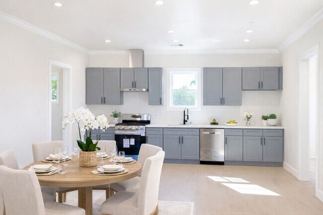 Foto del edificio - 16052 Ludlow St