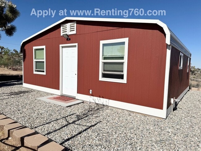 Building Photo - Modern 1 Bed 1 Bath Home!