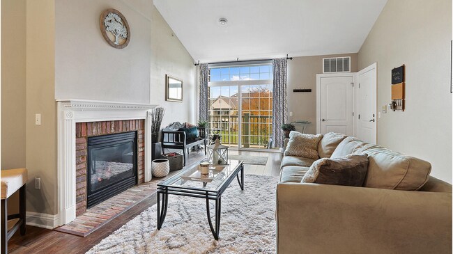 Living room - W206N16741 Blackberry Cir