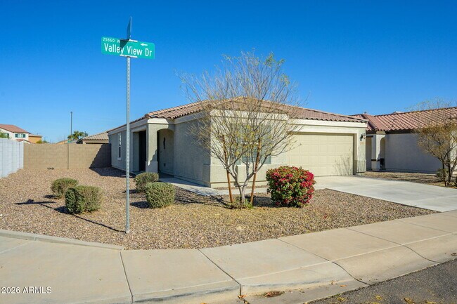 Foto del edificio - 25854 W Valley View Dr