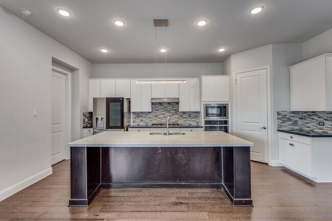 Building Photo - 2612 Southfield