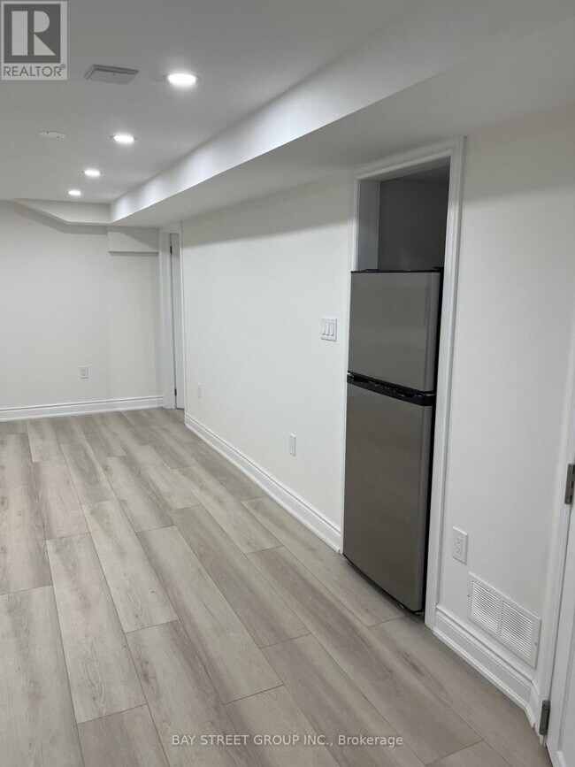 Photo du bâtiment - 114 Mill St N