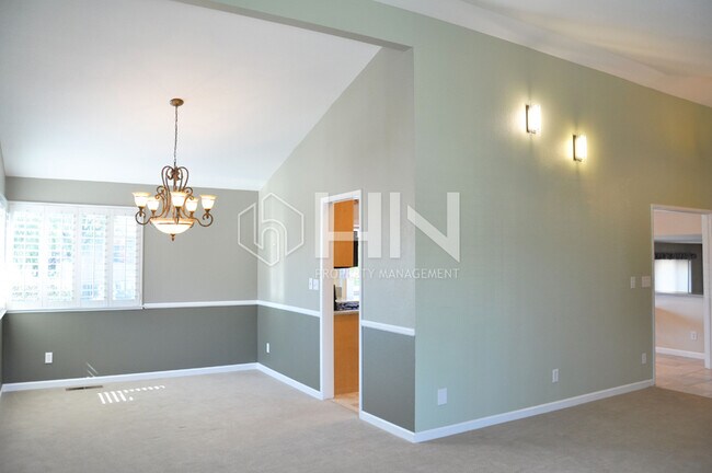 Foto del edificio - 3027 King Estates