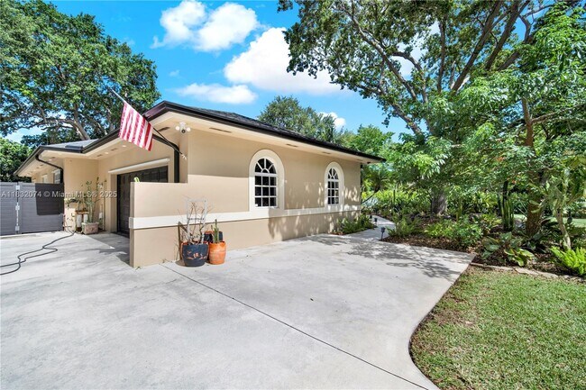 Building Photo - 26605 SW 173rd Ct