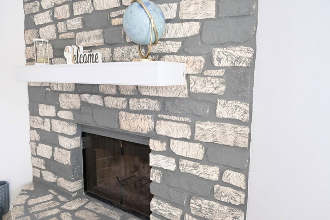 Foto del edificio - 1741 Horseshoe Cir