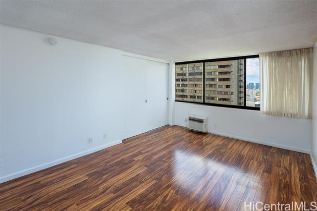 Building Photo - 1255 Nuuanu Ave