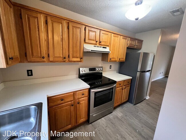 Foto del edificio - 2 br, 1.5 bath House - 942 S. Fifth St