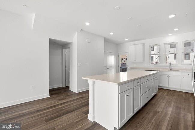 Building Photo - 1309 Bracken Ln