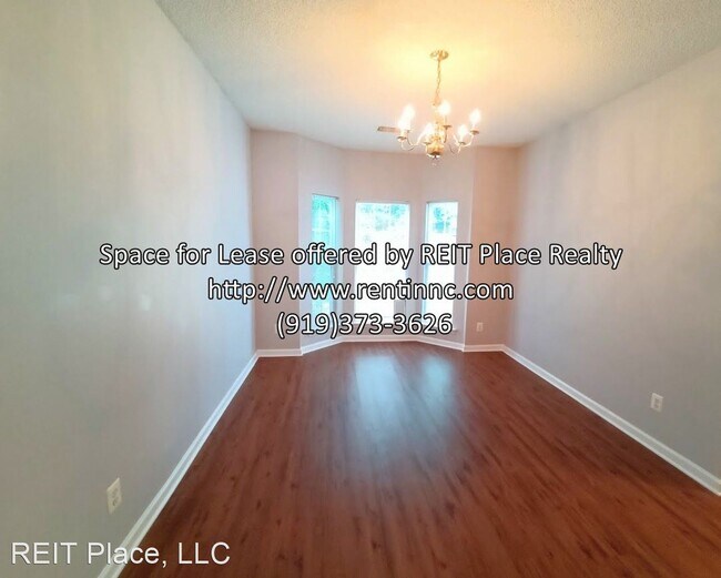 Foto del edificio - 3 br, 2.5 bath House - 1023 Lake Moraine Pl.
