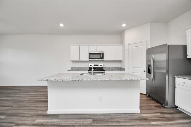 Building Photo - 7802 Carrotwood Ct