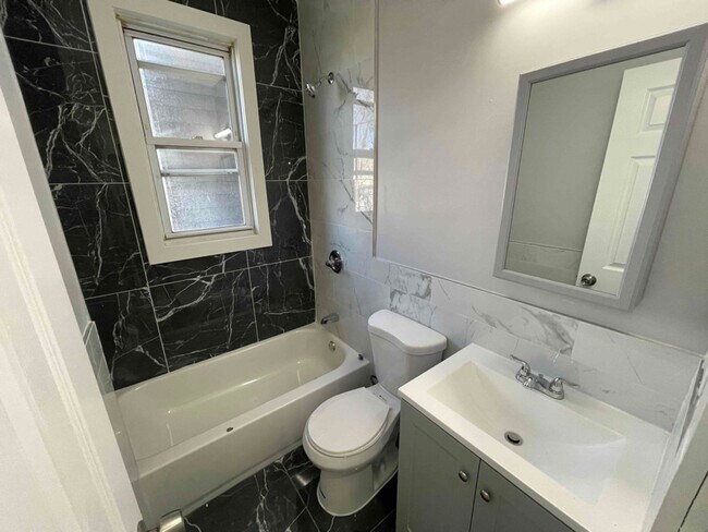 Building Photo - 281 Cator Ave