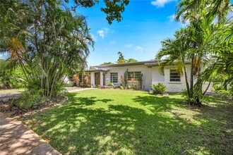 Building Photo - 5971 SW 48th St