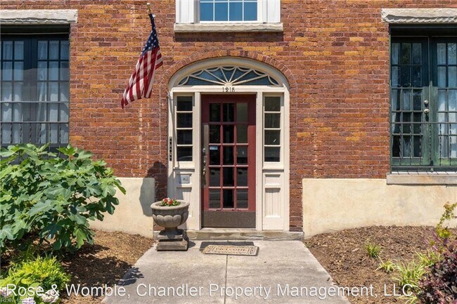 Building Photo - 2 br, 1 bath House - 1215 Colley Ave #7