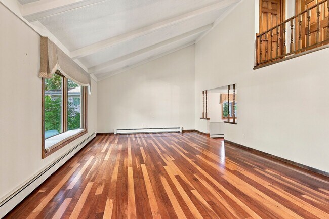 Foto del edificio - 939 W Lindbergh St