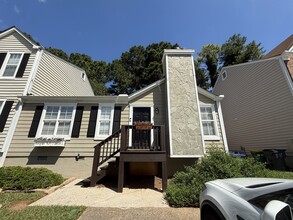 Building Photo - 4073 Settlers Hill Way