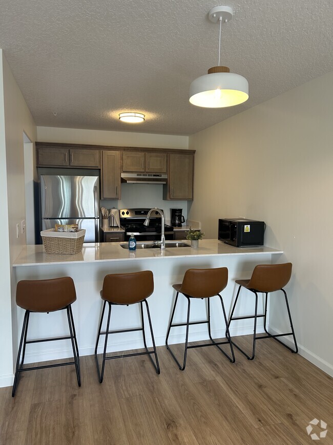 Building Photo - Gateway Apartments