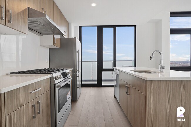 Foto del edificio - 8808 Justice Ave