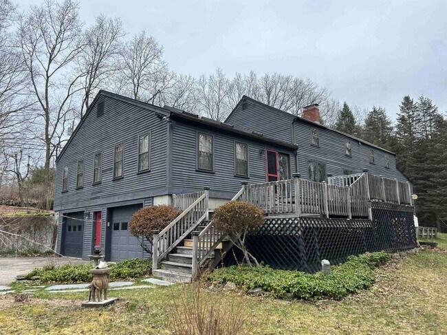 Foto del edificio - 266 N Haverhill Rd