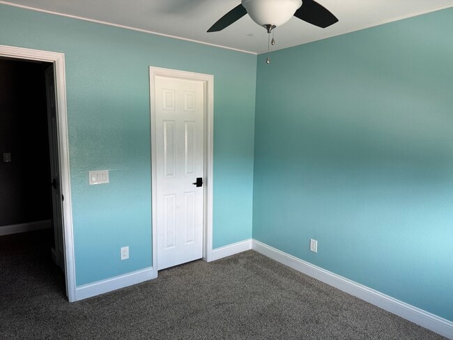 Building Photo - 2271 Woodpark Dr