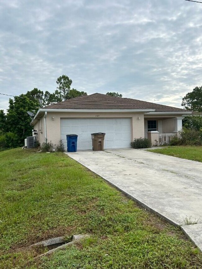 Foto del edificio - SPACIOUS 3Bd / 2 Ba SINGLE FAMILY HOUSE AVAILABLE