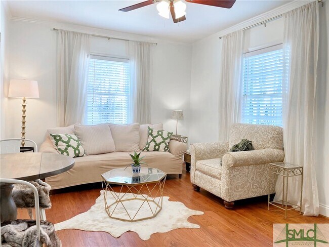 Foto del edificio - 219 W Taylor St