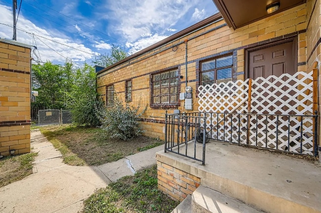 Building Photo - 4825 W 14th Ave