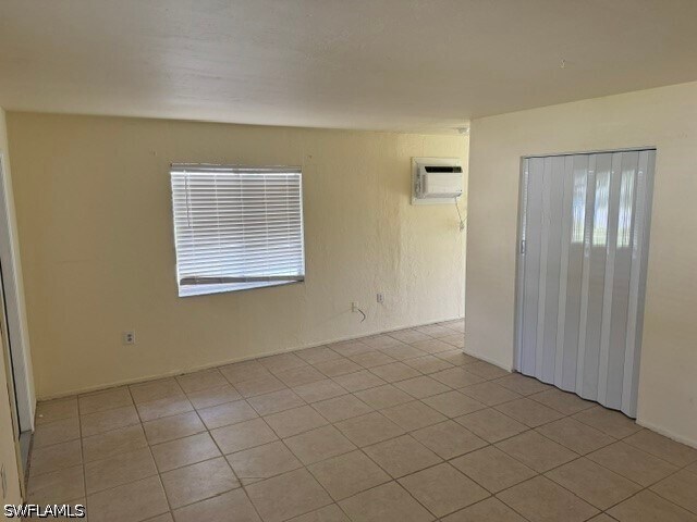 Foto del edificio - 26931 N Riverside Dr
