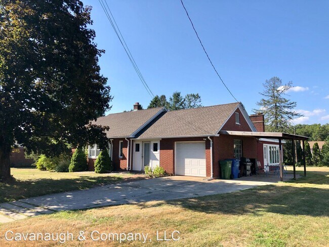 Building Photo - 3 br, 2 bath House - 8 Sunset Drive