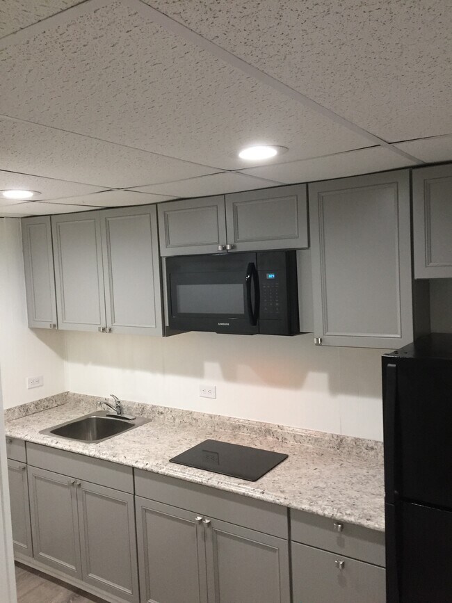 Foto del edificio - 920 Hardimont Rd