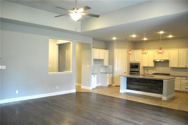 Building Photo - 4130 Kate Dr
