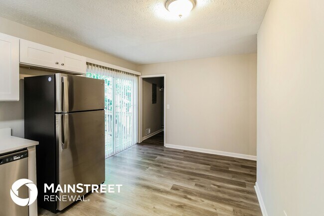 Foto del edificio - 635 Lakeridge Cir SE