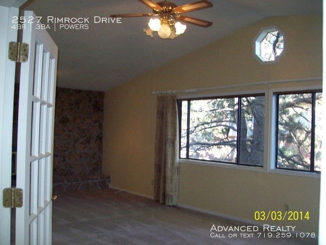 Building Photo - 2527 Rimrock Dr