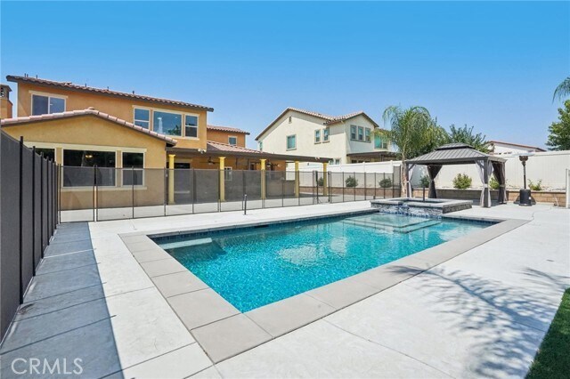Foto del edificio - 35676 Small Pine Ct