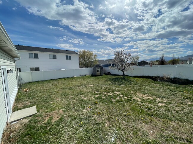 Foto del edificio - 4 Bd 3 Bath Home in Lehi