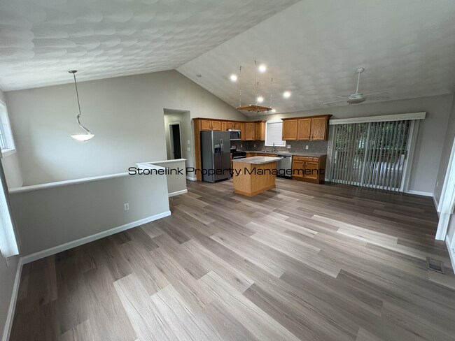 Foto del edificio - Newly Renovated Single Family House For Rent in Providence!
