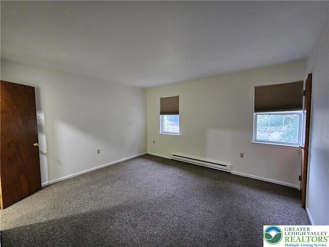 Foto del edificio - 227 8th Ave