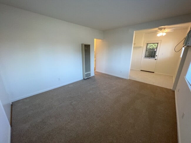 Living room - 6243 Vineland Ave