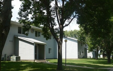 Foto principal - Willow Creek Apartments