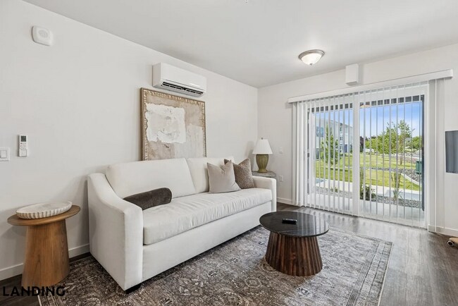 Building Photo - 355 Bradley Blvd