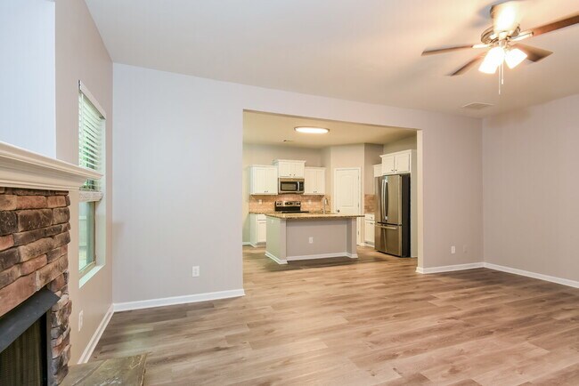 Foto del edificio - 131 Bethany Manor Dr