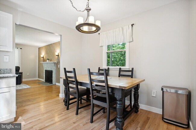 Foto del edificio - 2201 Gore Dr