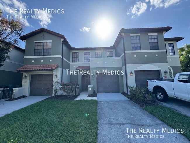 Photo - 5926 Tivoli Gardens Blvd House