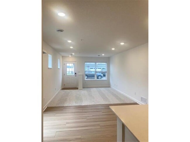 Foto del edificio - 14973 Archdale Ln