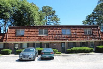 Building Photo - 1025 Carolina Rd