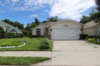 Building Photo - 958 Pine Creek Cir NE