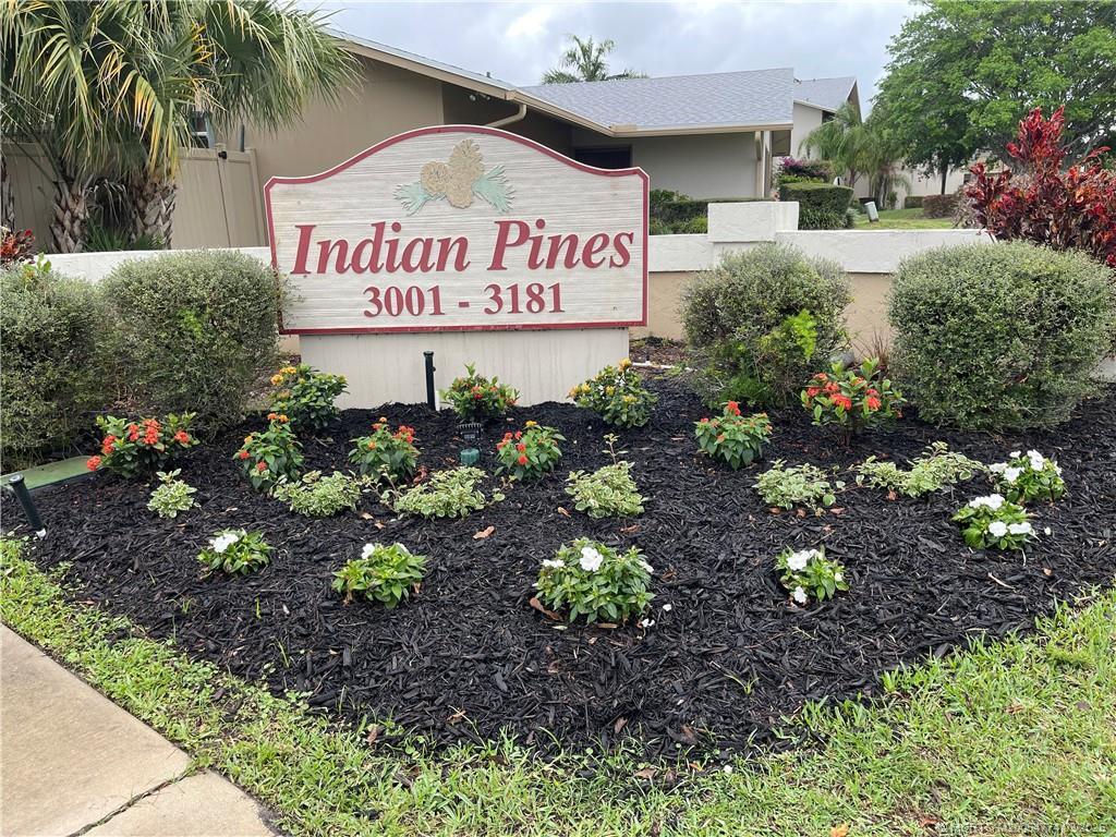 Foto del edificio - 3181 SE Aster Ln