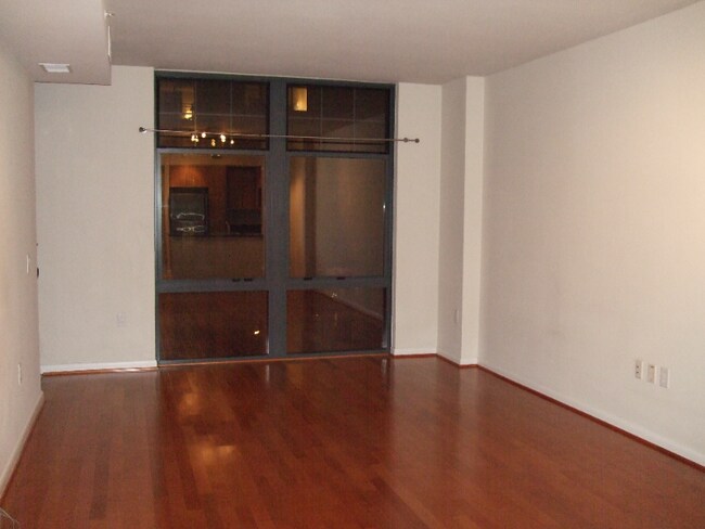 Foto del edificio - 1021 N Garfield St