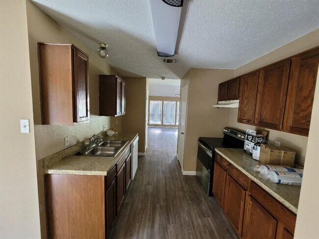 Foto del edificio - 7320 Nantucket Dr