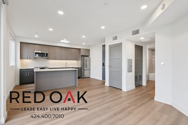 Foto del edificio - 5717 Carlton Way